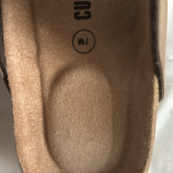 Cushionaire women’s 7 shoe NWOT taupe brown - Picture 5 of 5